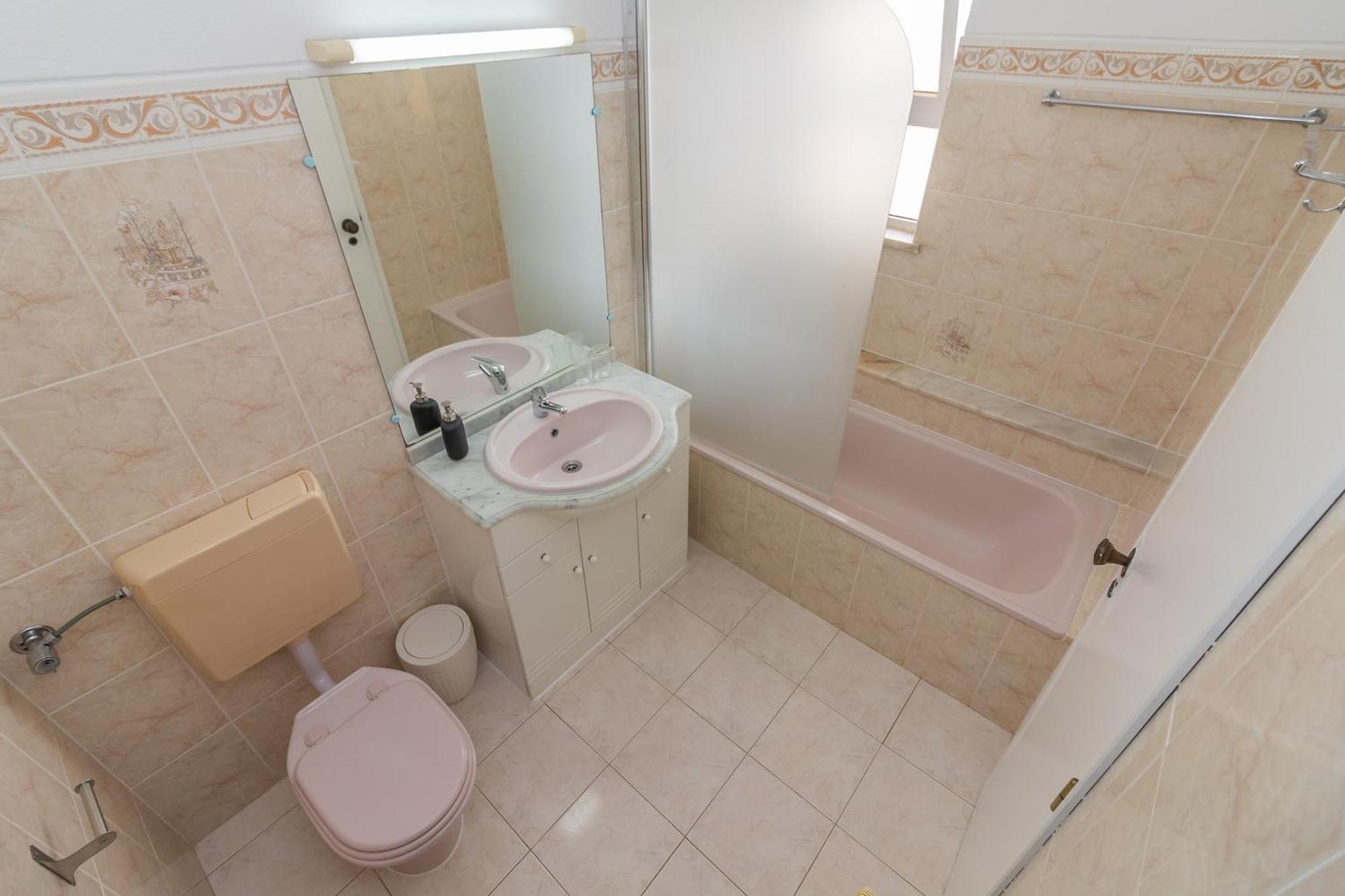Bb Dona Ana Bed & Breakfast Lagos Exterior foto